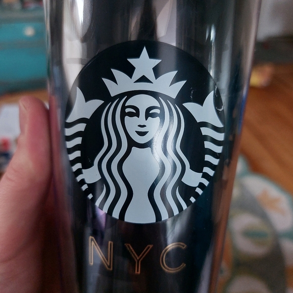 Starbucks NYC Graffiti Tumbler Rare HTF 24oz Unused - Picture 2 of 8